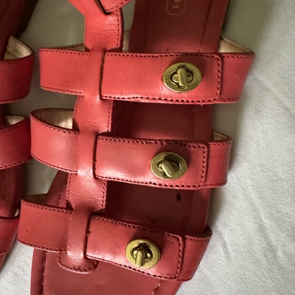 COACH Oleta Gladiator Turnlock ankle Sandals Flats Coral Leather sz 8B - Picture 3 of 7
